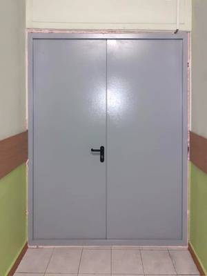 Дверь для школы внутренняя сторона