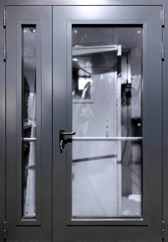 Дверь EIW 60 с ручкой антипаника Дверь EIW 60 с ручкой антипаника