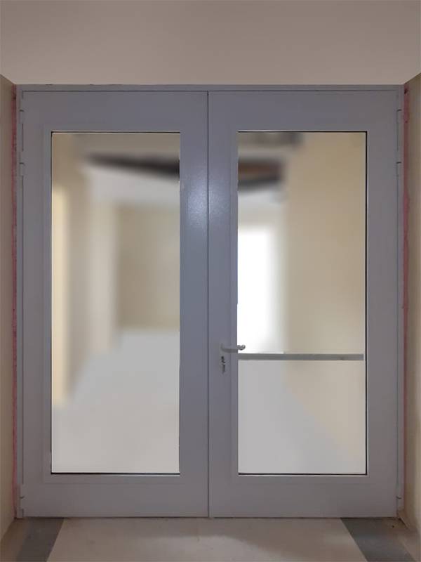 Двупольная дверь EIW 60, внешняя сторона (ул. 3-я Черепковская) Двупольная дверь EIW 60, внешняя сторона (ул. 3-я Черепковская)