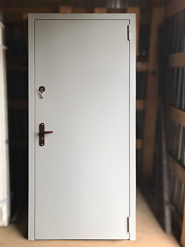 Одностворчатая техническая дверь Одностворчатая техническая дверь