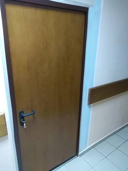 Огнеупорная дверь с МДФ, фото внутренней стороны Огнеупорная дверь с МДФ, фото внутренней стороны