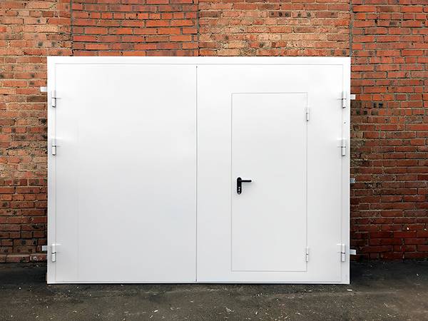 Противопожарные ворота с калиткой Противопожарные ворота с калиткой