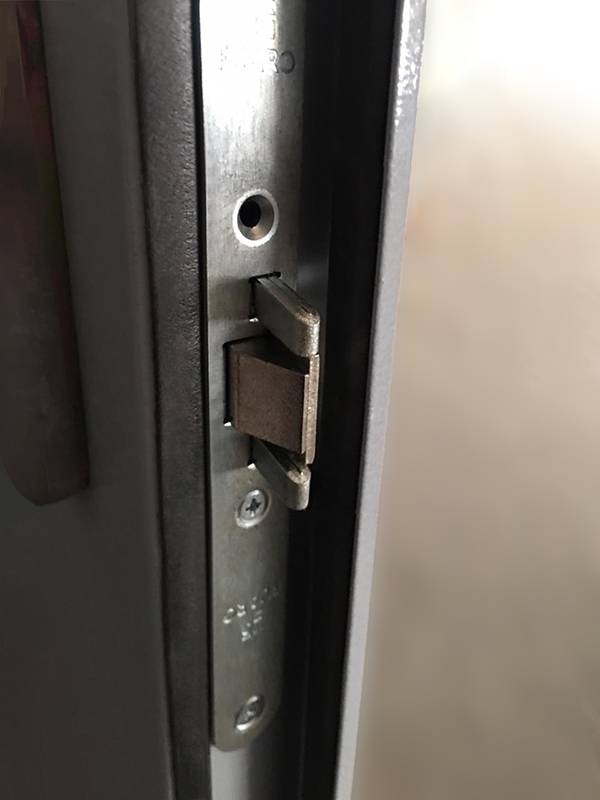 Защелка замка (пожарное депо) Защелка замка (пожарное депо)